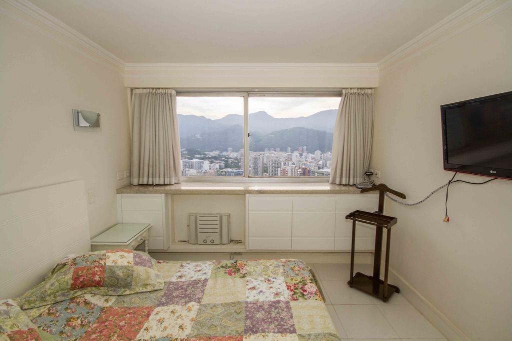 Rio Flat Wonderful Sh Rio de Janeiro